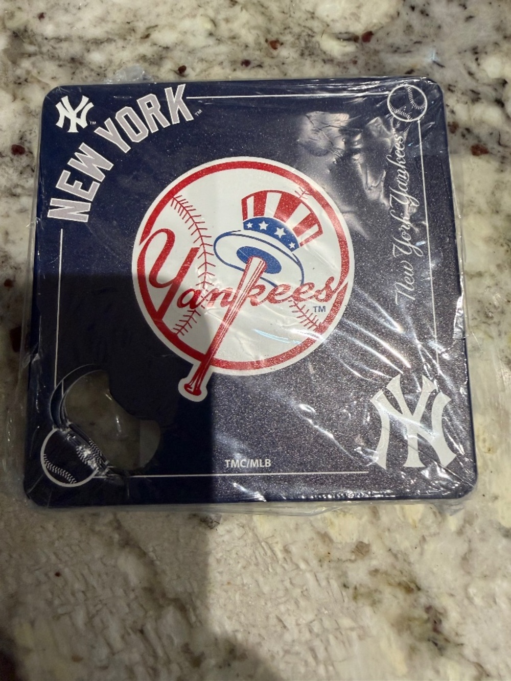 MLB New York Yankees Metal Coasters with Bottle Opener